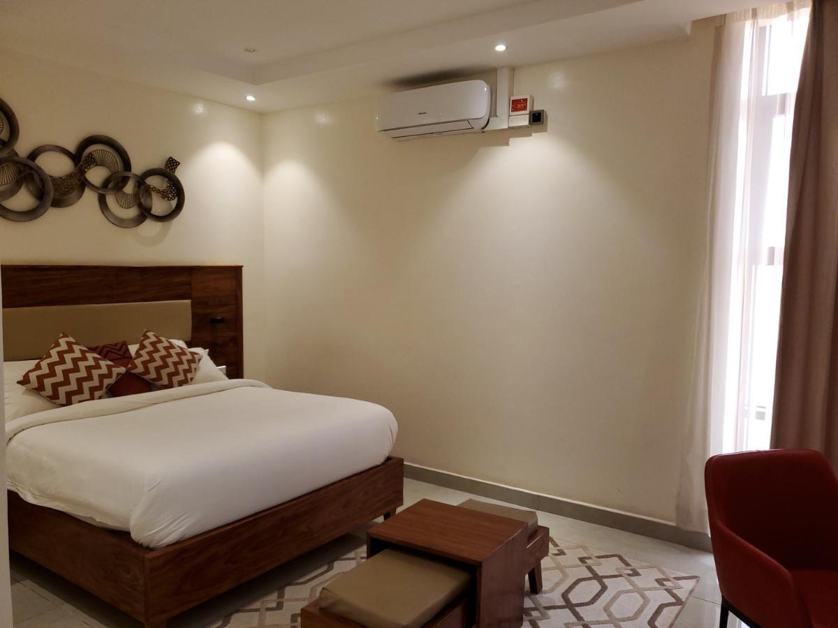 Millennium Terrace Hotel 坎帕拉 外观 照片